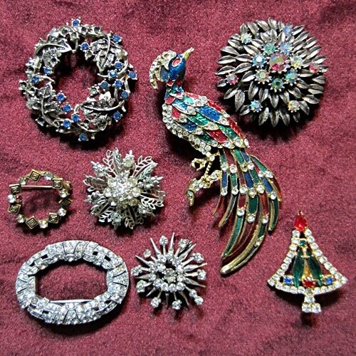 Brooches/Pins/Wear as Pendants